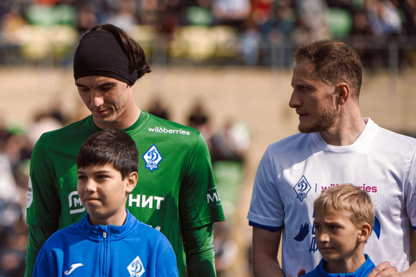 Чемпионат России, РПЛ-2025/2026, кто лучший игрок 25-го тура, Спартак, ЦСКА, Локомотив, Маркиньос, Жедсон, Кисляк, Батраков, Дзюба