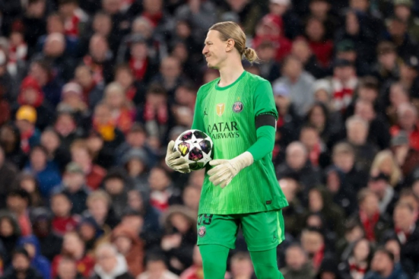 ПСЖ &mdash; Лион &mdash; 1:2, обзор матча 30-го тура Лиги 1, голы: Эндрик, Морейра, Хвича, как сыграл Сафонов, статистика, 19 апреля 2026