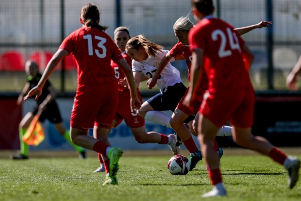 Женские национальная и молодёжная сборные сыграли вничью