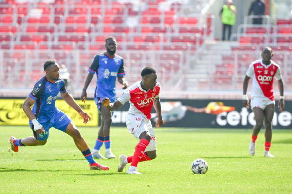 Европейский футбол, обзор матчей 18-19 апреля-2026: АПЛ, Кубок Испании, Серия А, Сити, Ливерпуль, Бавария, Арсенал, ПСЖ