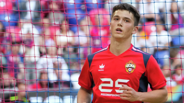 Футболист ЦСКА Глебов получил повреждение и пропустит 3-4 недели