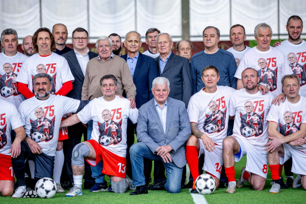 РФС провёл матч легенд в честь 75-летия Александра Мирзояна 