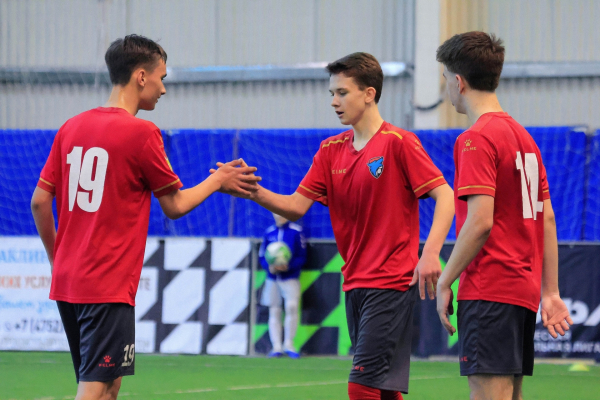 Первые покеры в сезоне и дубль вратаря &laquo;Волгаря&raquo;