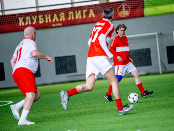 РФС провёл матч легенд в честь 75-летия Александра Мирзояна 