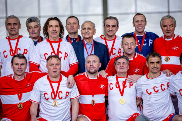 РФС провёл матч легенд в честь 75-летия Александра Мирзояна 