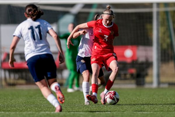 Женские национальная и молодёжная сборные сыграли вничью