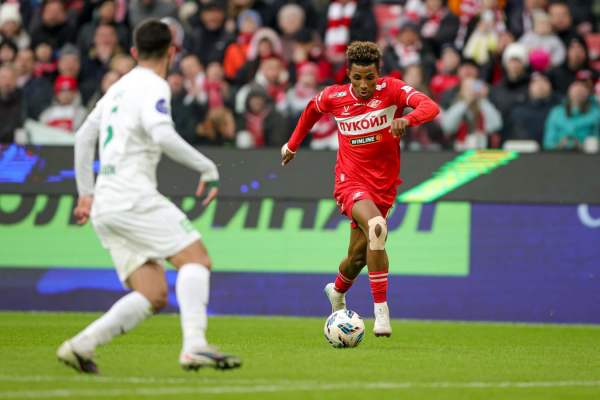 Чемпионат России, РПЛ-2025/2026, кто лучший игрок 25-го тура, Спартак, ЦСКА, Локомотив, Маркиньос, Жедсон, Кисляк, Батраков, Дзюба