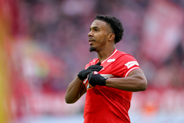 Чемпионат России, РПЛ-2025/2026, кто лучший игрок 25-го тура, Спартак, ЦСКА, Локомотив, Маркиньос, Жедсон, Кисляк, Батраков, Дзюба