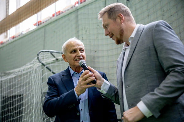 РФС провёл матч легенд в честь 75-летия Александра Мирзояна 